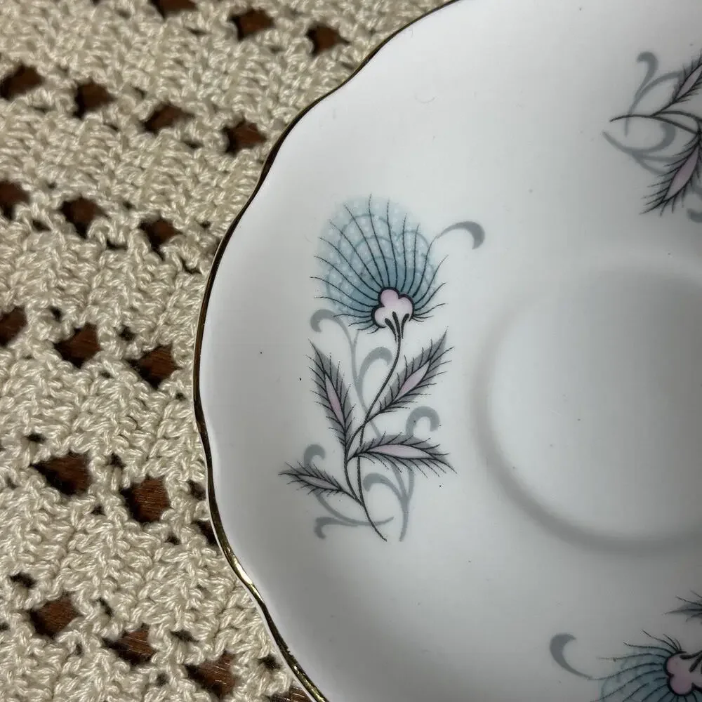 Royal Ascot England Bone China Teacup & Saucer Blue Floral Flowers Gold Trim Vtg